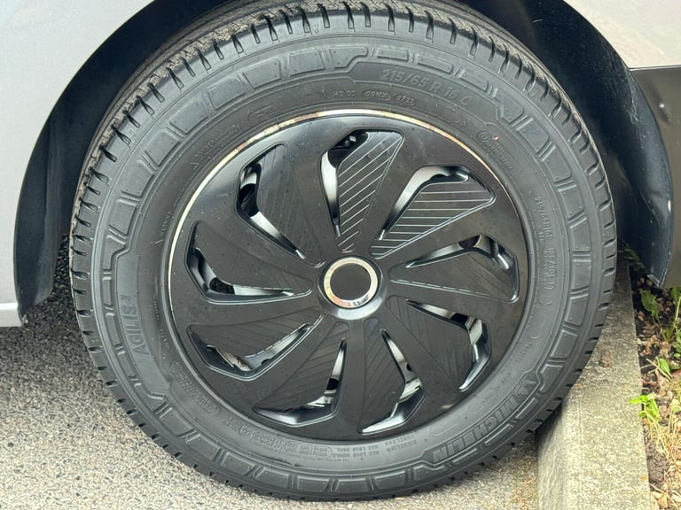 2022 Toyota PROACE CITY Verso 1.5D Combi Medium 5dr MPV DIESEL Manual