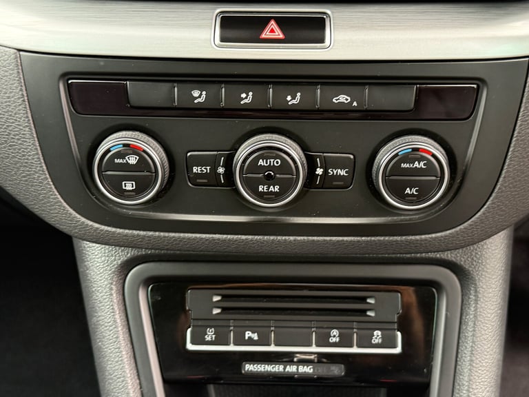 2015 Volkswagen Sharan 2.0 TDI BlueMotion Tech SE MPV 5dr Diesel DSG Euro 6