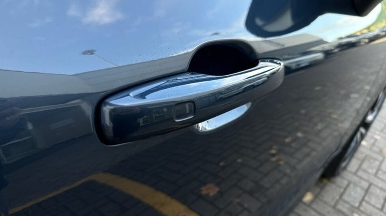 2024 Volvo XC60 Plus, B5 AWD Mild hybrid, Petrol, Dark Estate Petrol Automatic