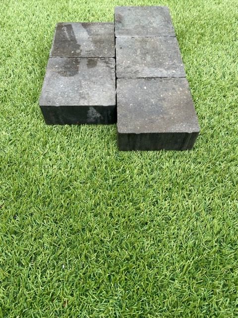 BRADSTONE'S WOBURN ORIGINAL IN GRAPHITE - 134x134x50mm - 9m² PACKS - BARGAIN!