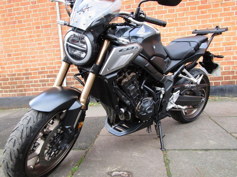 HONDA CB 650 R FANTASTIC CONDITION , FULL HONDA HISTORY, GB RACING COVERS, 2021