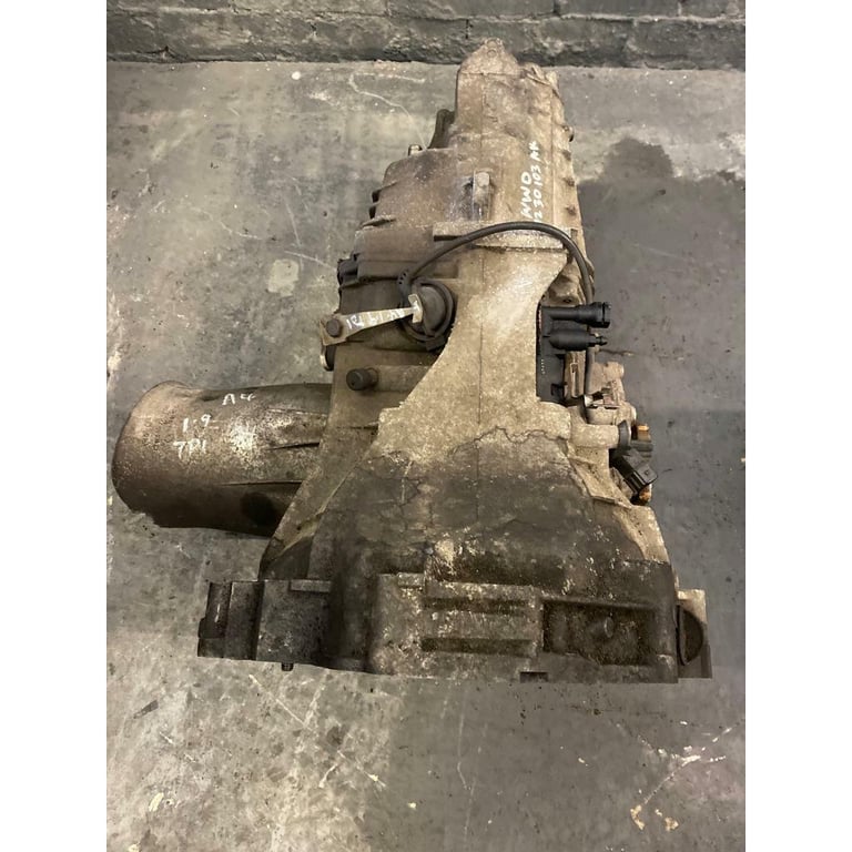 Audi VW GearBox, PN:012 301 03AK, WW0 7