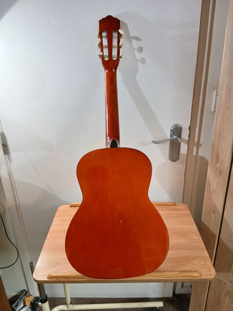 jose ferrer classical guitar strung for left hander ideal for beginners 