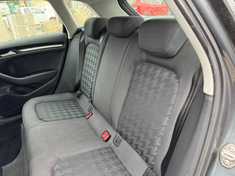 2015 Audi A3 2.0 TDI SE Technik 5dr HATCHBACK Diesel Manual