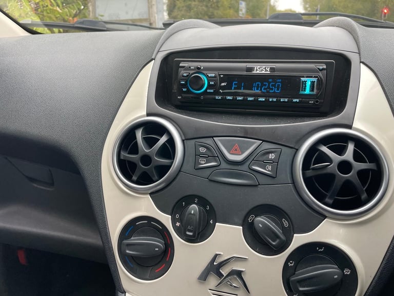 FORD KA 1.2 ZETEC 10 REG BLUE 3 DOOR MOT JULY 9TH 2026 TAX £35 SERVICE HISTORY NEW GEARBOX