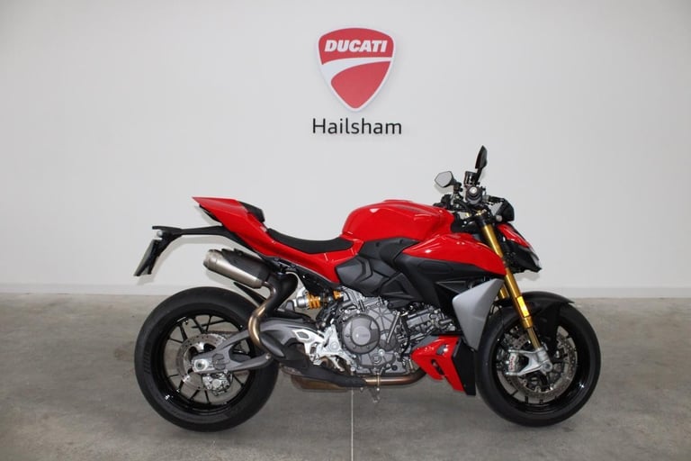 image for Ducati Streetfighter V2S, EX Demo, Ducati Red