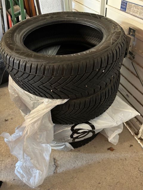 Audi A3 Vredestein 205/55 R 16 16" Winter Tyres x 4