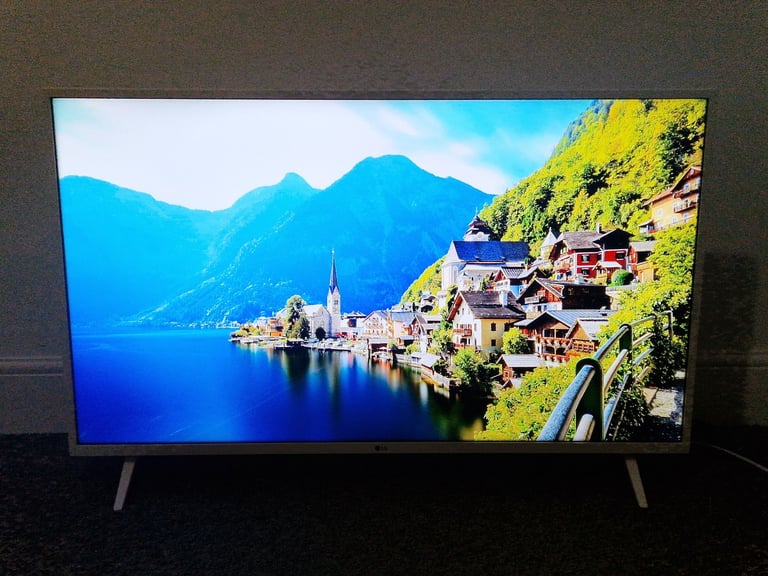 LG Smart TV HDR 4K Ultra HD Led 43 inches for sale 