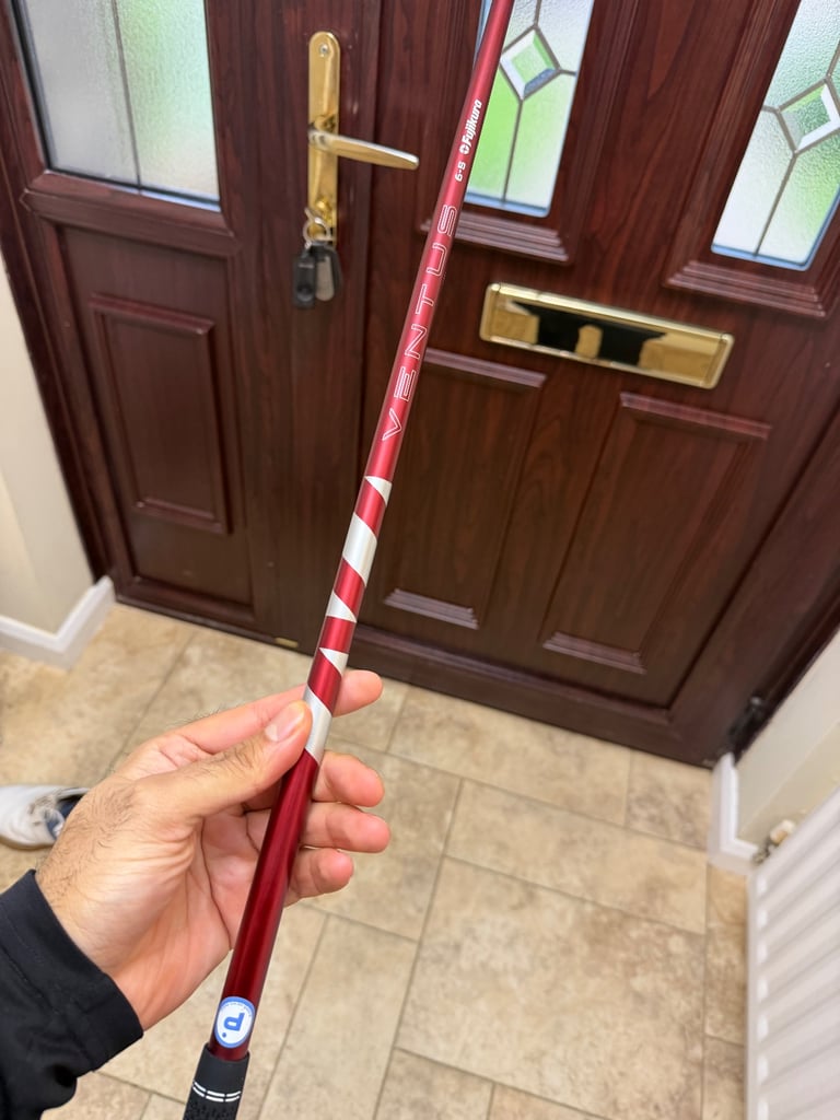 Titleist ventus velocore red + golf shaft 
