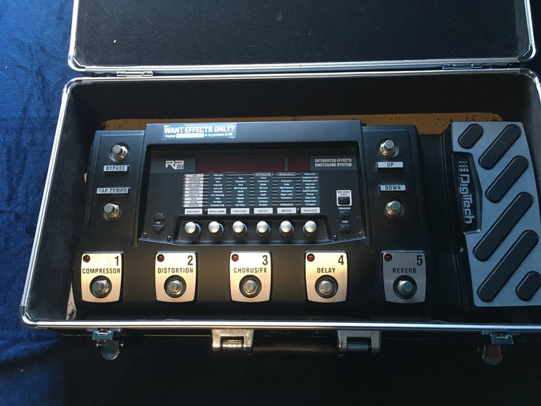 Digitech RP500 with case and power supply 