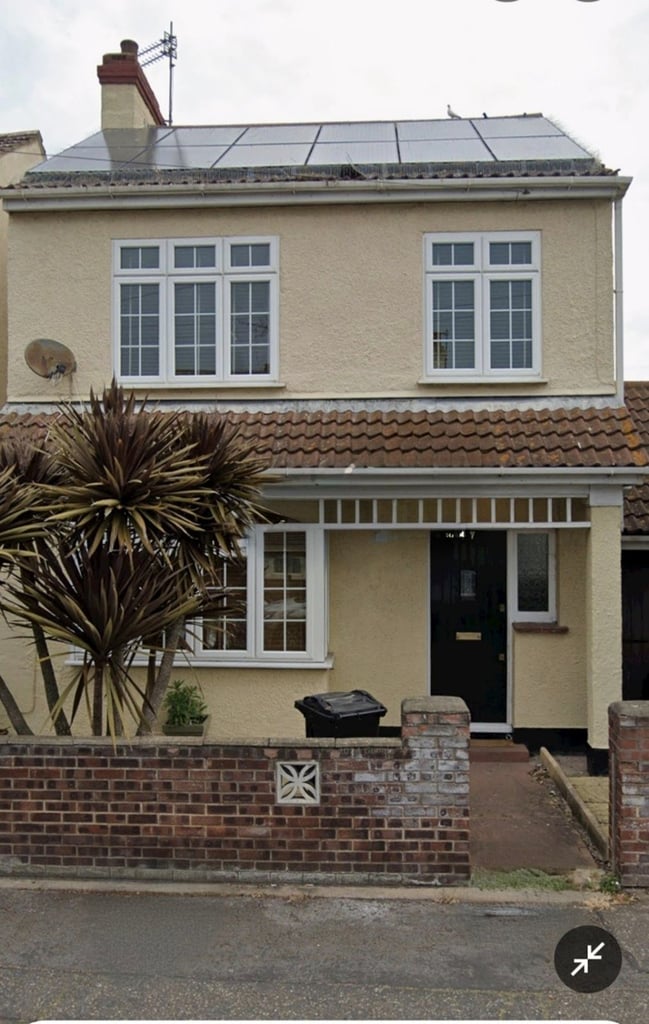 3 bed detached house for rent in Clacton-On-Sea 