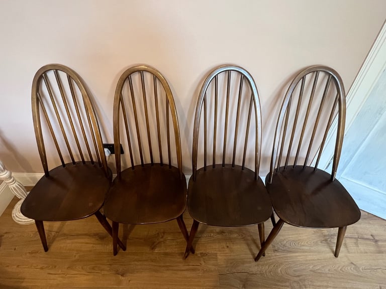 4 Ercol Quaker Windsor Dining Chairs