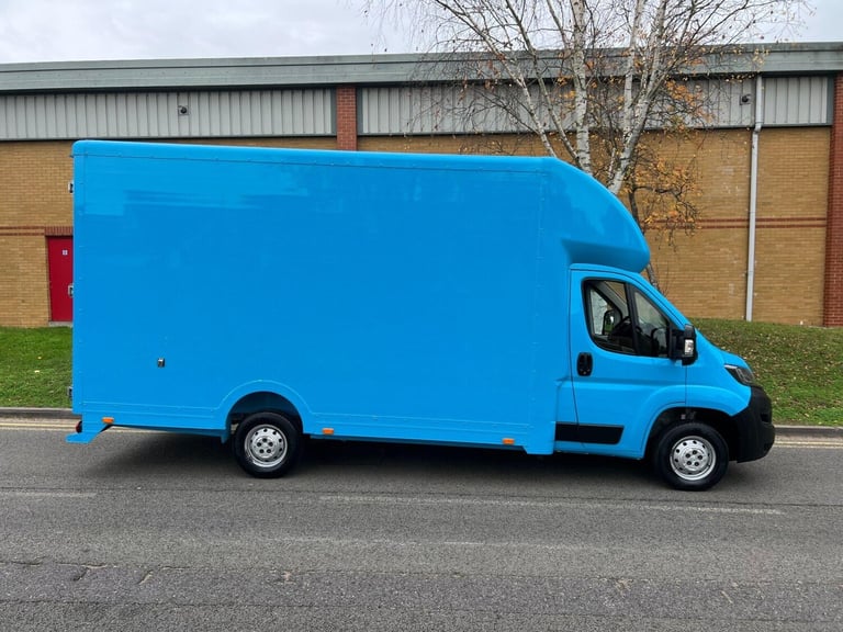 2022 Peugeot Boxer 2.2 BlueHDi 335 S Platform Cab L3 Euro 6 (s/s) 2dr Luton Diesel Manual