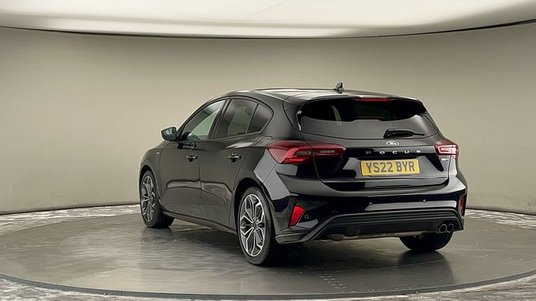 2022 Ford Focus Focus ST-Line Vignale 5 door 1.0L EcoBoost 155PS mHEV FWD 7 Speed PowerShif 5 doo...