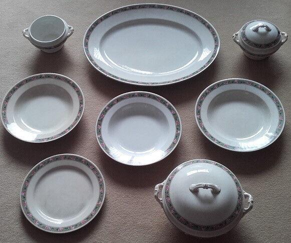 image for Wedgwood & Co Ltd Imperial Porcelain x 8 Pieces (Patterns 9045 & 9054, circa 1906 / 1907)