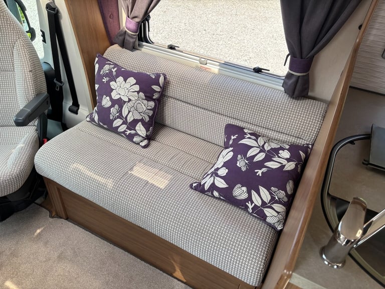 Auto Trail Tracker FB Motorhome. Fiat Ducato 150 BHP