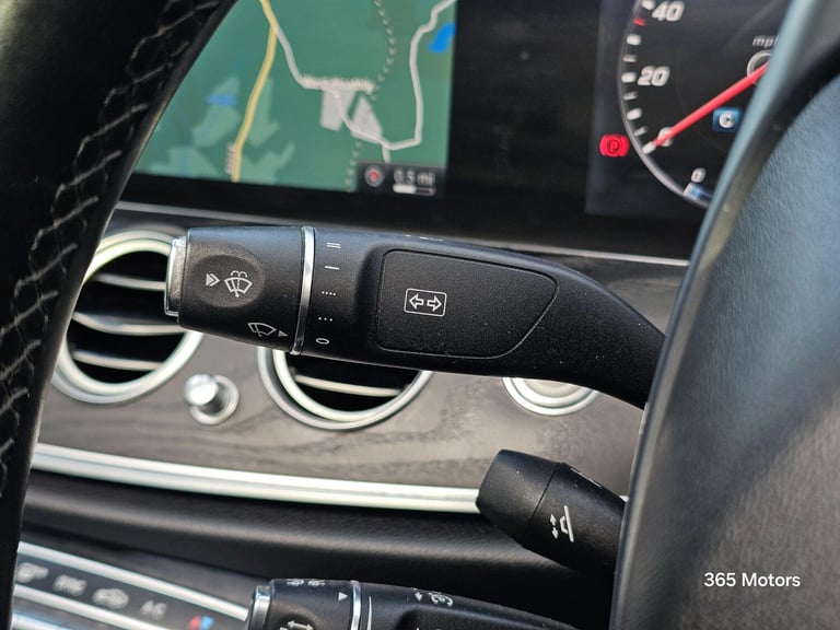  Mercedes-Benz E Class 2.0 E220d AMG Line (Premium) G-Tronic+ Euro 6 (s/s) 4dr Diesel Automatic