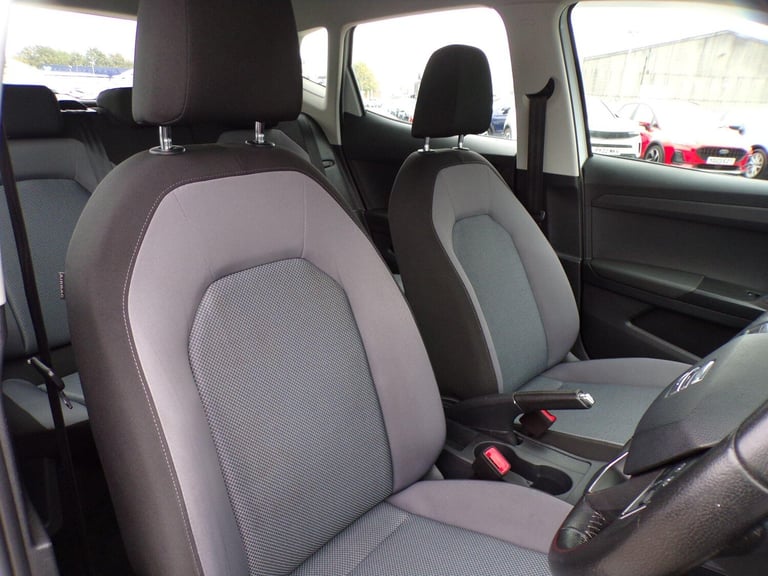 2018 SEAT Arona 1.6 TDI SE Technology SUV 5dr Diesel Manual Euro 6 (s/s) (95 ps) HATCHBACK Diesel...