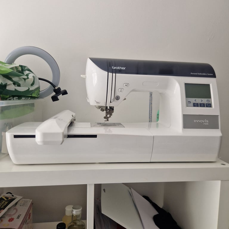image for Embroidery machine brother innovis 750e 