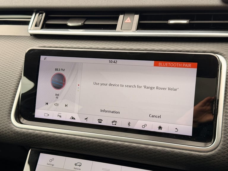 2020 Land Rover Range Rover Velar 2.0 D240 R-Dynamic S SUV 5dr Diesel Auto 4WD Euro 6 (s/s) (240 ...