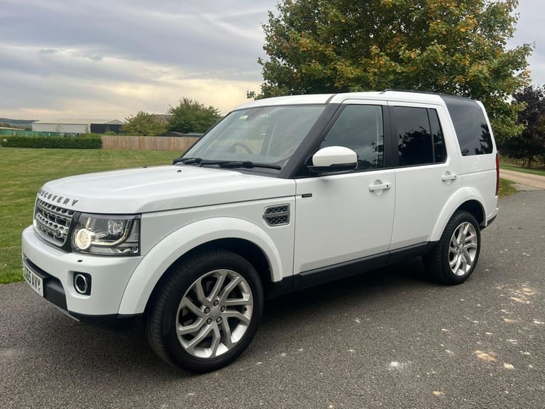 LAND ROVER DISCOVERY 4 3.0 SD V6 HSE 2015