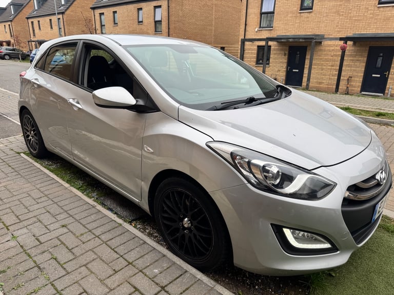 Hyundai, I30, Hatchback, 2014, Manual, 1582 (cc), 5 doors