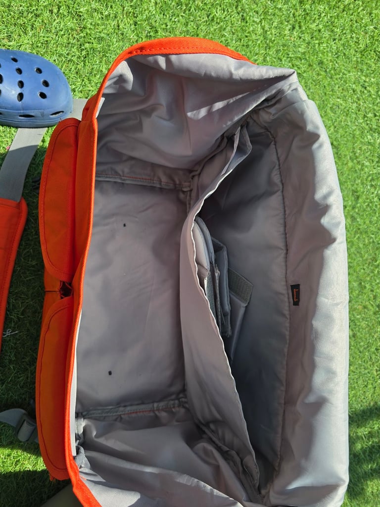 Lowepro sling bag 35 L