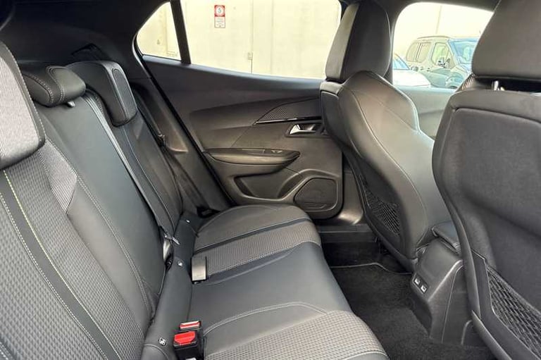 2022 Peugeot 2008 1.2 PureTech GT SUV 5dr Petrol EAT Euro 6 (s/s) (130 ps) SUV Petrol Automatic
