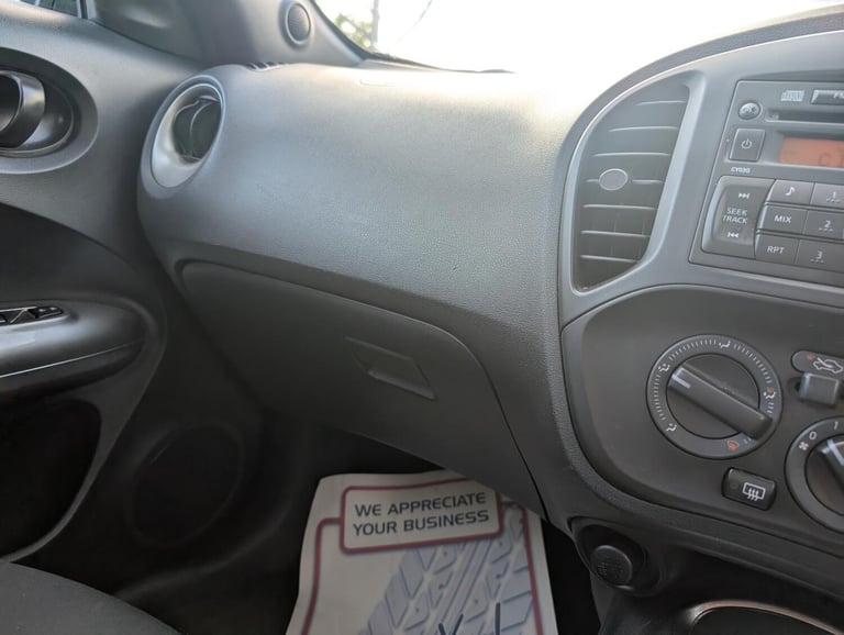 2014 Nissan Juke 1.6 Visia SUV 5dr Petrol Manual Euro 5 (94 ps) SUV Petrol Manual