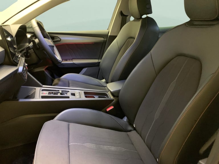 2023 Cupra Leon 1.5 eTSI EVO V1 Hatchback 5dr Petrol Hybrid DSG Euro 6 (s/s) (150 ps) - LED Hatch...