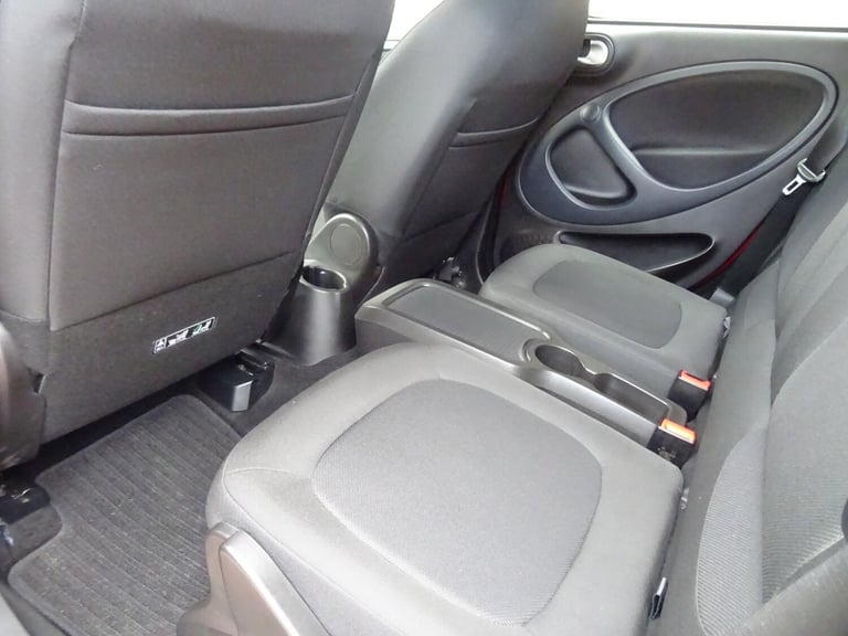 2018 smart forfour 0.9 Turbo Passion 5dr Automatic **LOW MILEAGE*ONLY 12000 MILES FROM NEW** HATC...