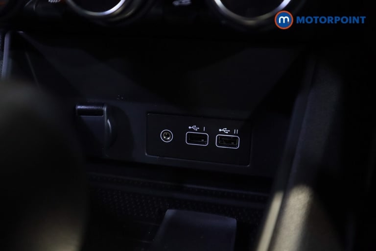 2023 Renault Captur 1.6 E-Tech Plug-in hybrid 160 Techno 5dr Auto SUV Hybrid Automatic