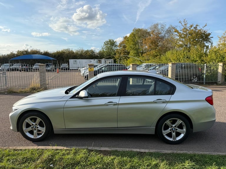  BMW 3 Series 2.0 320i SE Auto xDrive Euro 5 (s/s) 4dr Petrol Automatic
