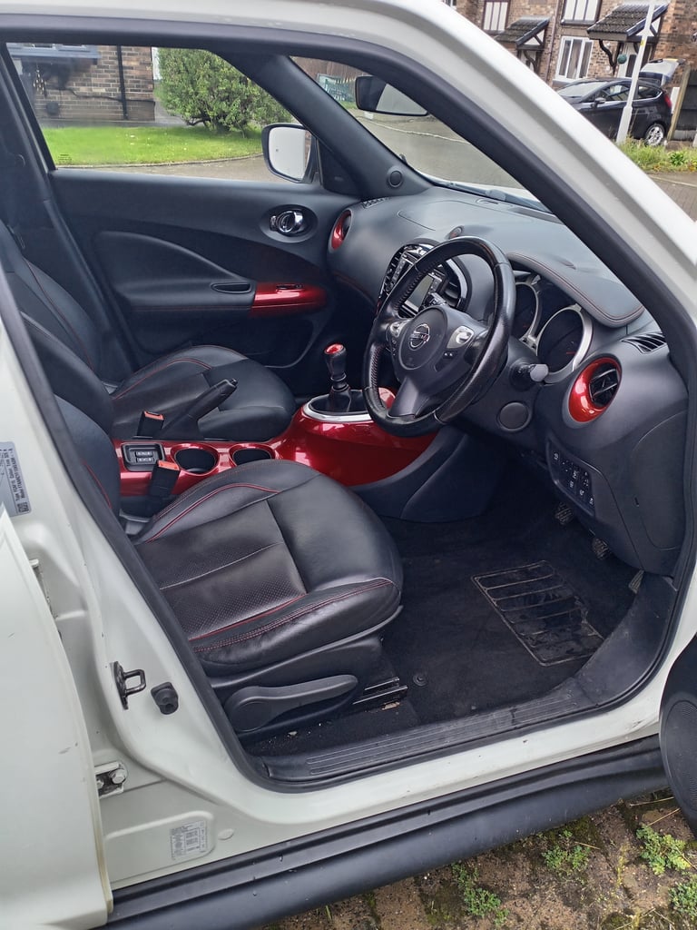 Nissan, JUKE, Hatchback, 2015, Manual, 1461 (cc), 5 doors