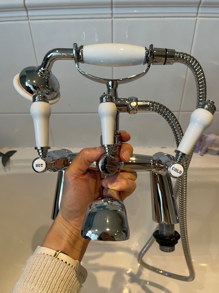 Lancaster Traditional Bath Shower Mixer Tap