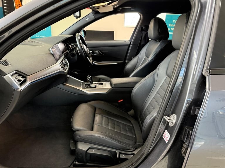 2022 BMW 3 Series 2.0 330e 12kWh M Sport Touring Auto Euro 6 (s/s) 5dr Estate PETROL/ELECTRIC Aut...