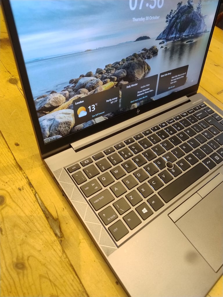 HP Firefly 14 Gaming/Graphics Laptop - Core i7-11th gen 16GB 512GB SSD NVidia   Graphics 4GB VRAM