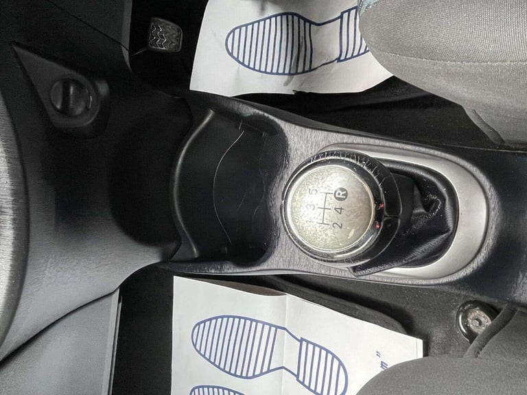 TOYOTA YARIS 1.0 VVT-i TR Euro 5 3dr 2013