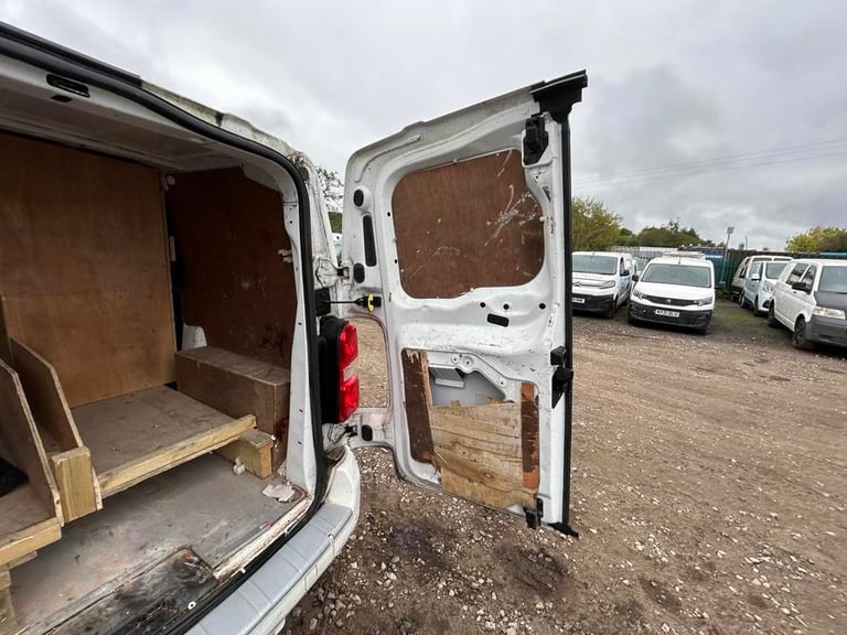 2017 Toyota ProAce 2.0D 120 Comfort Van PANEL VAN DIESEL Manual