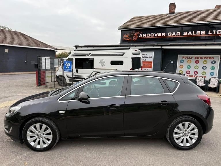2014 Vauxhall Astra 2.0 CDTi 16V ecoFLEX Elite [165] 5dr HATCHBACK Diesel Manual