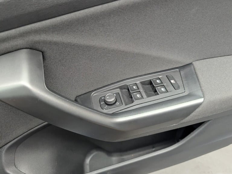 2021 Volkswagen T-Roc 1.0 TSI Active SUV 5dr Petrol Manual Euro 6 (s/s) (110 ps) LANE ASSIST+PARK...