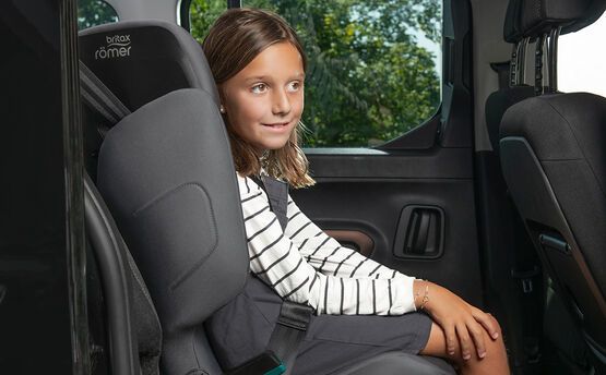 Britax Romer Adventure Plus 2 Kids Children 3-12 years Booster Seat Space Black New