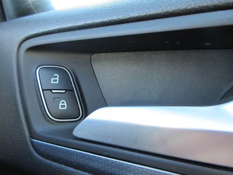 2019 Ford Focus 1.0T EcoBoost Active Hatchback 5dr Petrol Manual Euro 6 (s/s) (125 ps) HATCHBACK ...