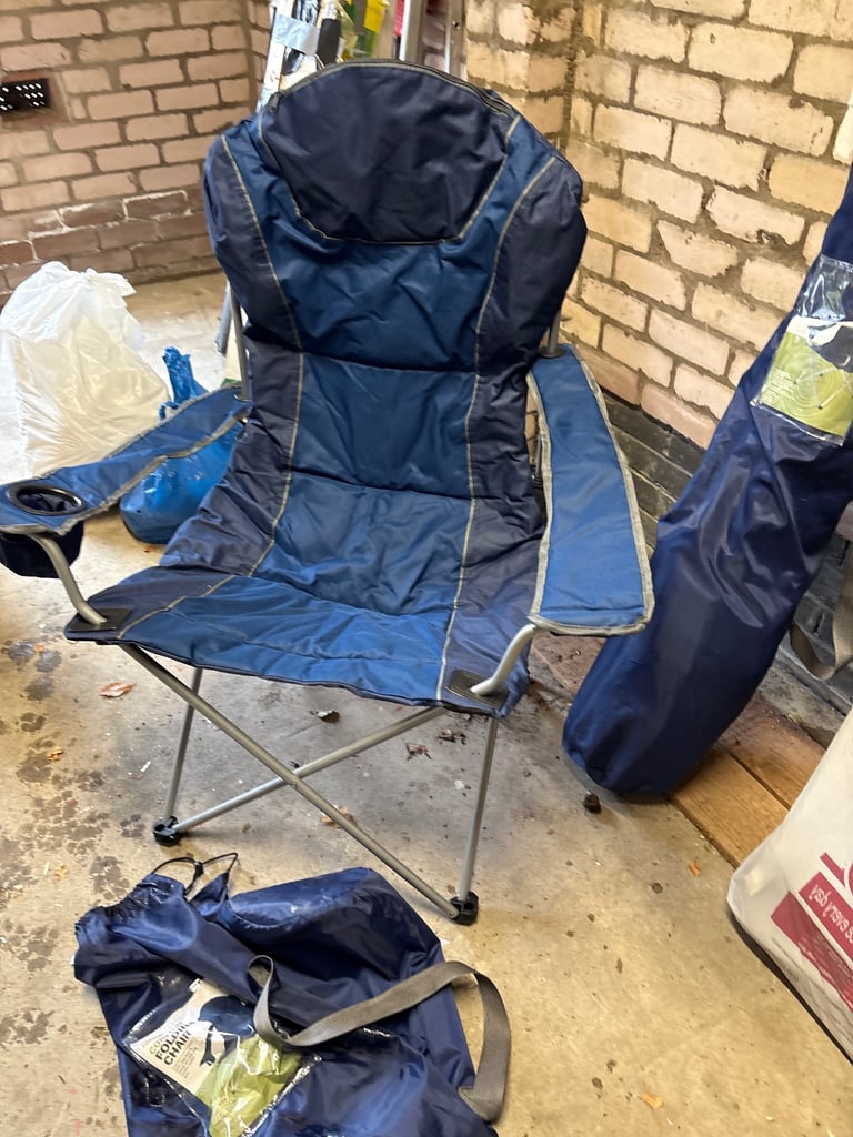2 navy camping chairs