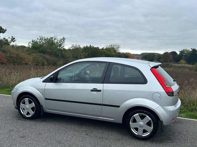2005 Ford Fiesta 1.4 Flame 3dr [AC] HATCHBACK Petrol Manual