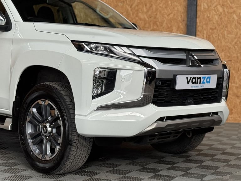 2020 Mitsubishi L200 2.2 DI-D DC Barbarian X Pickup Double Cab 4dr Diesel Auto 4WD Euro 6 (s/s)  ...