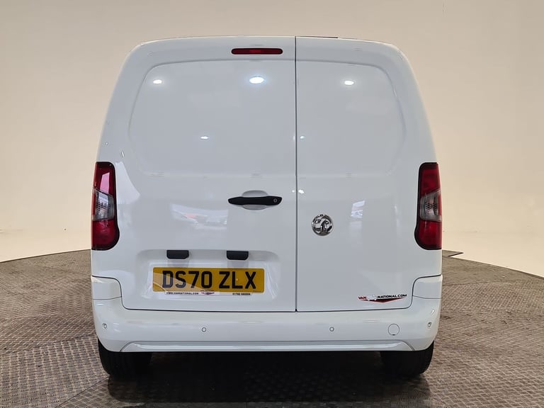 2020 Vauxhall Combo 1.6 TURBO D 2300 SPORTIVE P/V L1 H1 100 BHP SWB Panel Van Diesel Manual