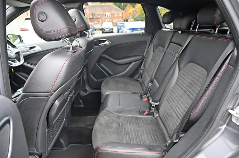 MERCEDES-BENZ B200 AMG LINE [PREMIUM] 2.1 CDI DIESEL AUTO 5DR MPV 2016 [16] GREY