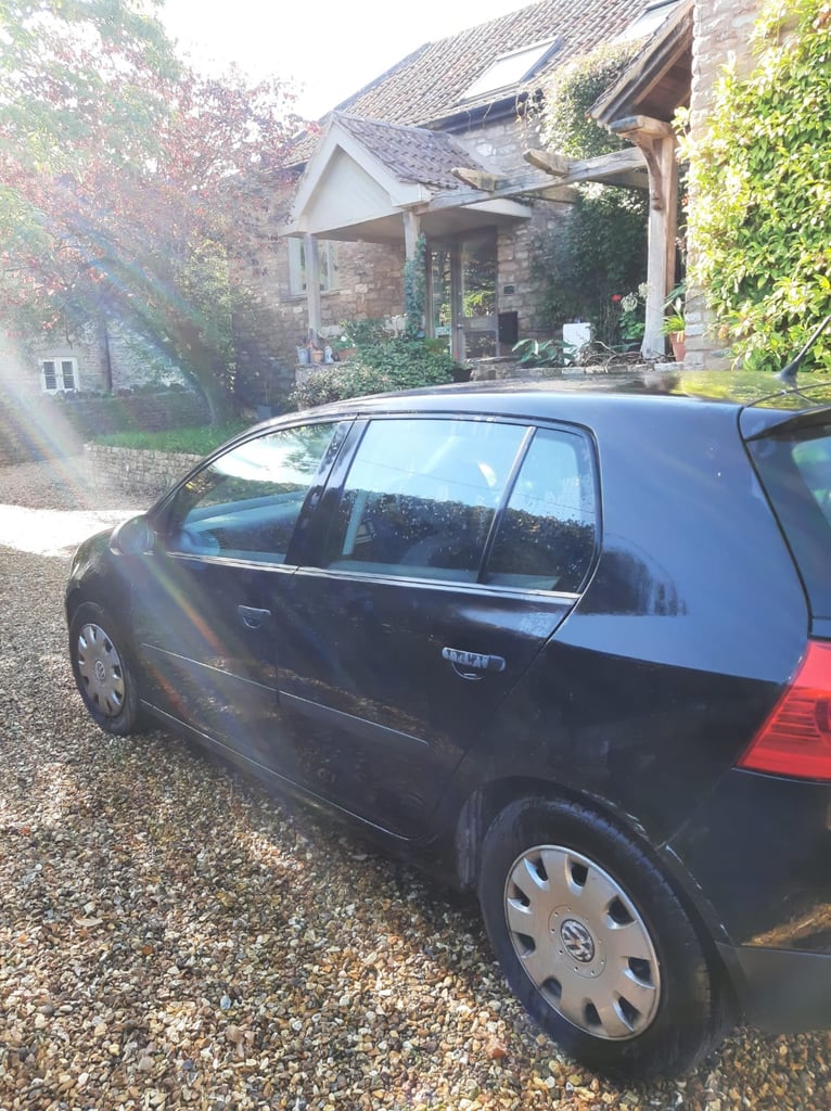 Volkswagen, GOLF, 1.6 Manual, 5 doors - Image 3