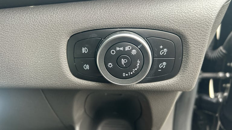 2023 Ford Transit Custom 280 L1 Diesel Fwd 2.0 EcoBlue 130ps Low Roof Limited Van Van Diesel Manual